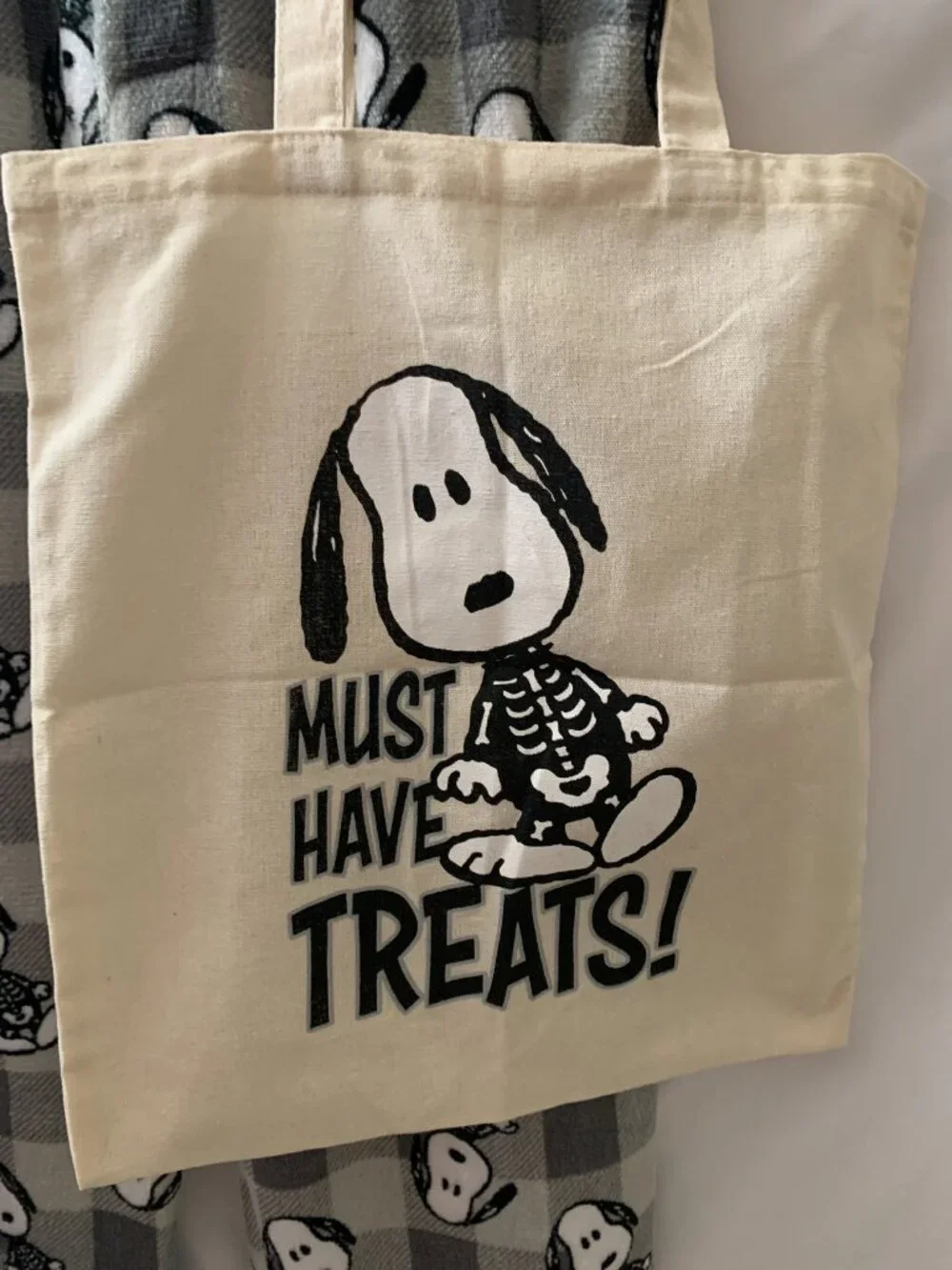 PEANUTS Men's Snoopy Skeleton Fleece Pajamas Pants with Tote Bag Sz MEDIUM